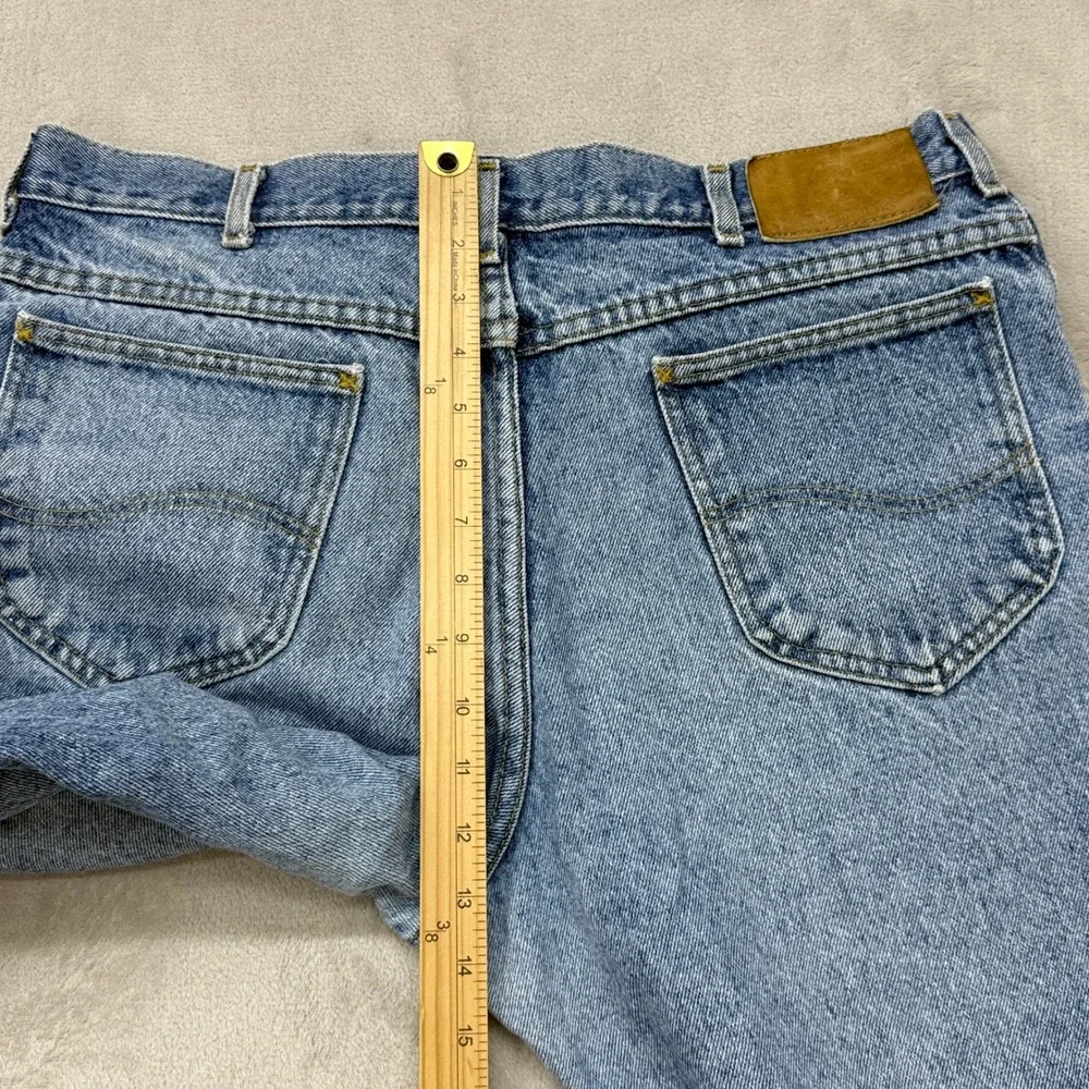 Vintage Lee Jeans Men 36x30 Blue Straight Leg Denim Retro Light Wash Made in USA